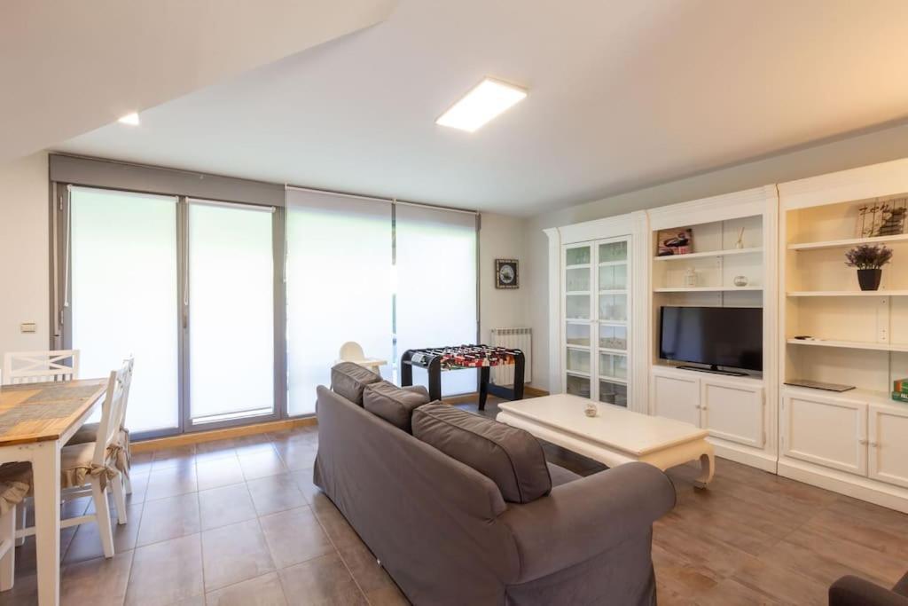 Chalet En Ciruena Con Barbacoa ภายนอก รูปภาพ